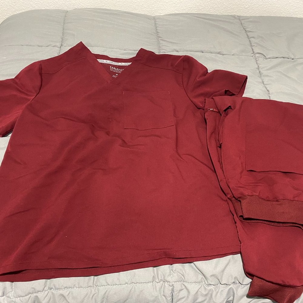 Fabletics Men's Scrubs